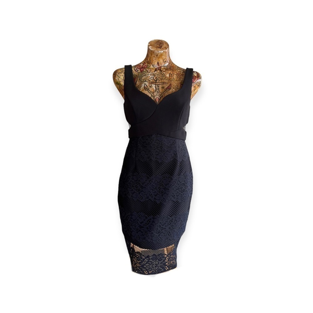 Forever New black dress sleeveless fitted Size 6 small cocktail party